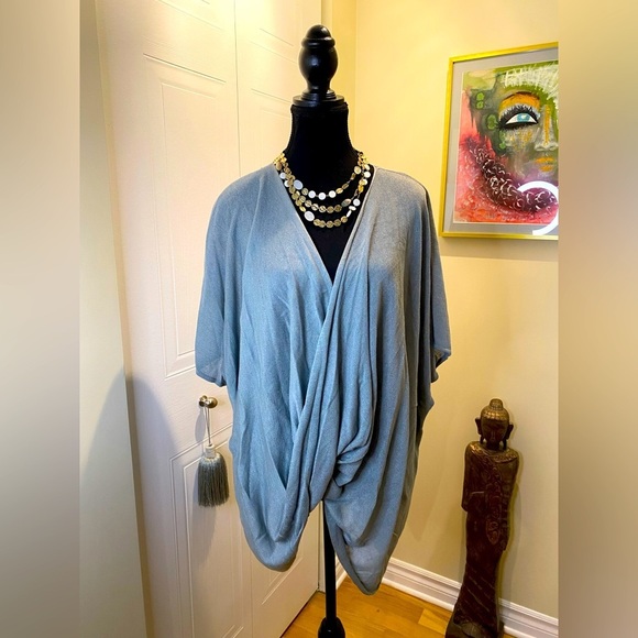 ✅Fashion  Essentials kimono wrap greyish blue sweater 🩵🩵 - Picture 6 of 11